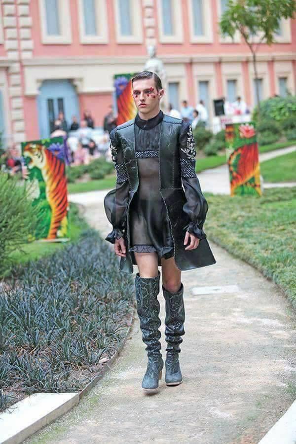 Thảm họa thời trang 2017 của đàn ông -10