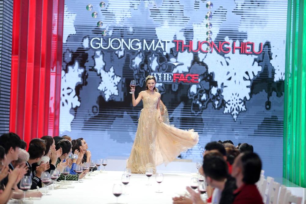 Kết quả The Face tập 6 trùng khớp với tin nhắn bí mật bị lộ trước ngày phát sóng -5