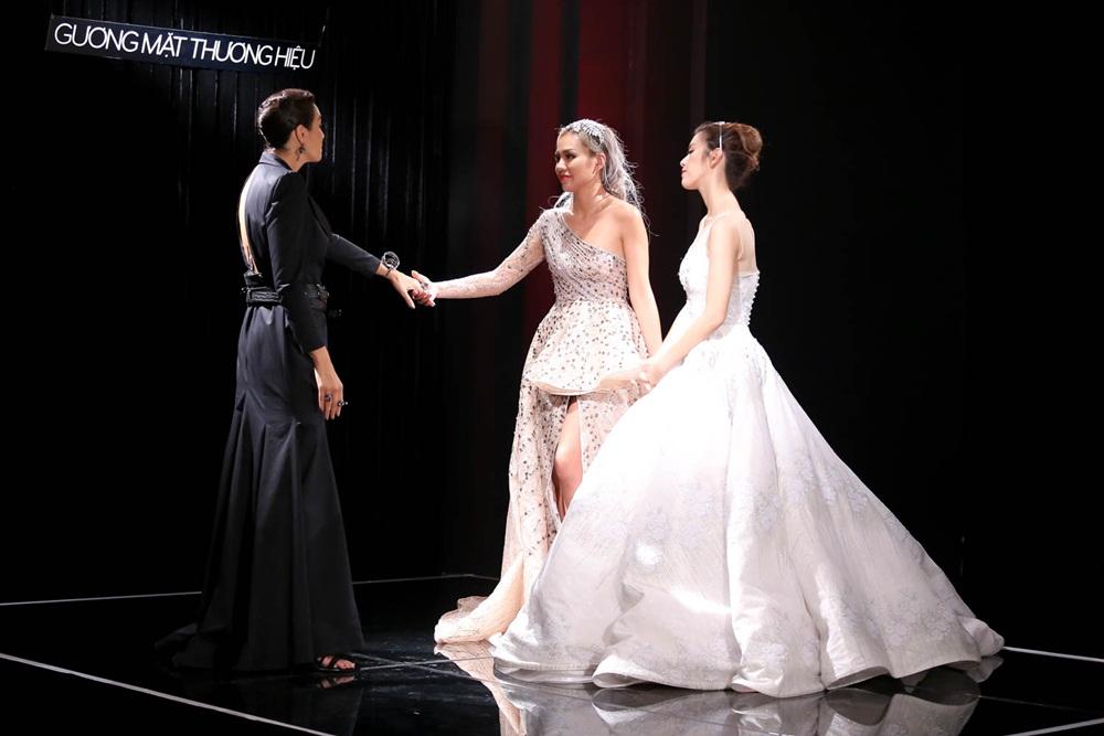 Kết quả The Face tập 6 trùng khớp với tin nhắn bí mật bị lộ trước ngày phát sóng -3