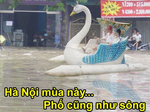 Hà Nội mùa này phố cũng như... sông