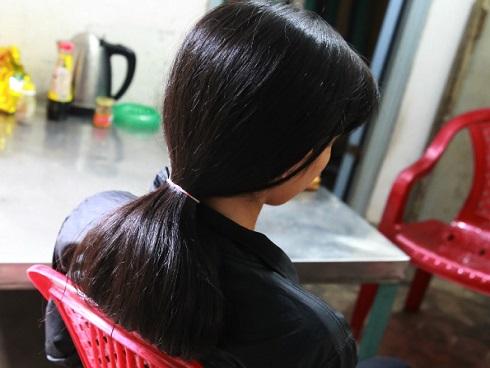 Bé gái tuổi 15 sinh con, nghi là con của dượng rể-1