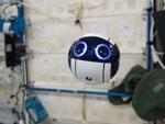Robot hình bóng bên trong Trạm Không gian Quốc tế
