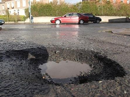 Thiết bị lấp ổ gà trong vòng vài phút