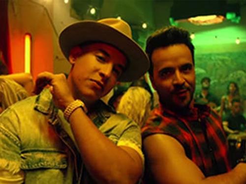 'Despacito': Siêu hit mọi thời đại vươn lên No.1 thế giới, chạm mốc 3 tỷ đầu tiên-4
