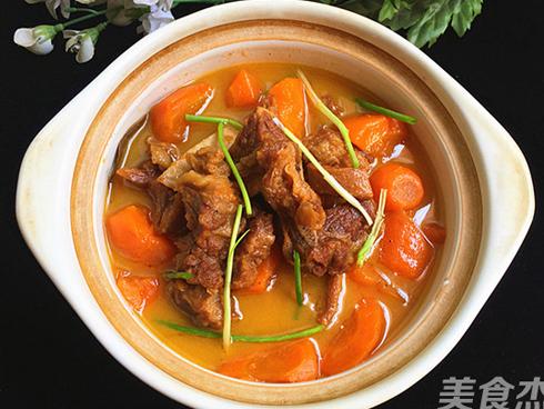 Tỉa cà rốt thành cây thông Noel siêu đơn giản mà đẹp-10