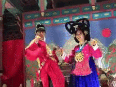 Chia tay Decao, Châu Bùi 'vui chơi quên lối về' bên trai đẹp tại Hàn Quốc