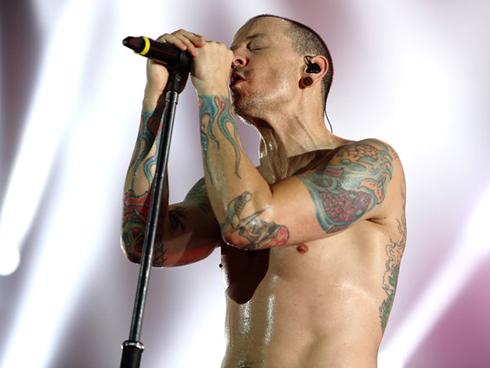 Chester Bennington tự tử, Linkin Park bị ảnh hưởng nghiêm trọng