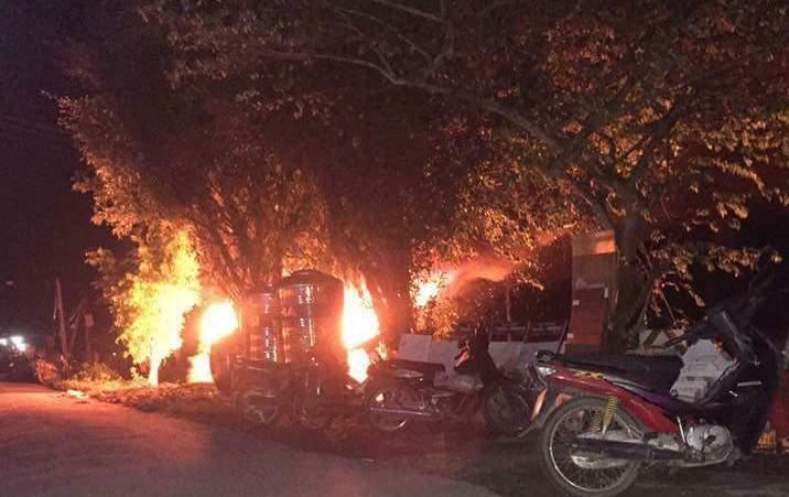 Tối 20/7, anh Trịnh Mạnh Hải SN 1980 (trú tại Võ Nhai, Thái Nguyên) cùng lái xe điều khiển phương tiện vào thôn Đồng Hởi (Hồng Lạc, huyện Thanh Hà, Hải Dương) để tìm mua đồ gỗ. Trong lúc trao đổi mua bán, chị Quyên - chủ tiệm gỗ người địa phương thấy trong người hoa mắt. Nghĩ bị thôi miên như một số thông tin đã đọc trên mạng xã hội nên người này đã chạy ra ngoài tri hô. Ngay lập tức, khoảng 1.000 người dân đã có mặt đòi đánh và đốt xe của anh Hải. Nguyên nhân vụ việc đang được điều tra, làm rõ.