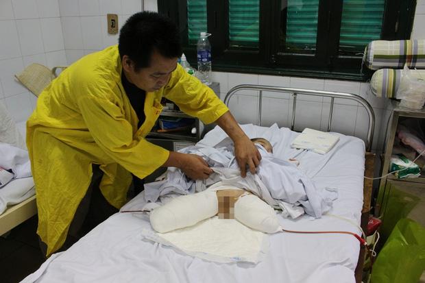 Ngày 18/6, tại tổ 12 (TP Sơn La, Sơn La) đã xảy ra một vụ sạt lở đất nghiêm trọng khiến bé trai 4 tuổi bị cắt cụt đùi trái, cẳng chân bên phải; người mẹ phải cắt lọc vết thương phần mềm và xương ở cẳng tay phải, cắt lọc vết thương phần mềm ở cẳng chân trái. Nạn nhân là chị Trần Thị Thơm (SN 1978) và  bé Nguyễn Hồng Phúc (SN 2013). Nguyên nhân của vụ việc là do tình trạng mưa lũ kéo dài suốt mấy ngày qua.