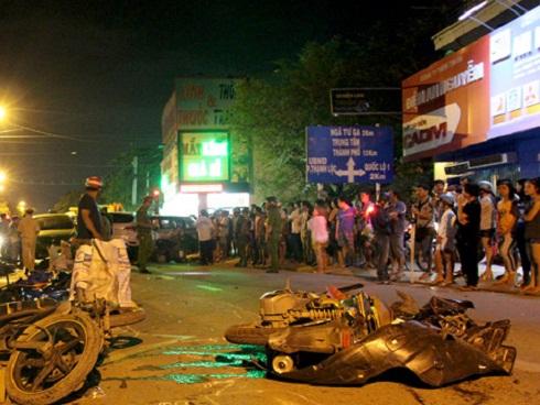 Diễn biến kinh hoàng vụ xế điên đâm liên hoàn qua lời kể nhân chứng