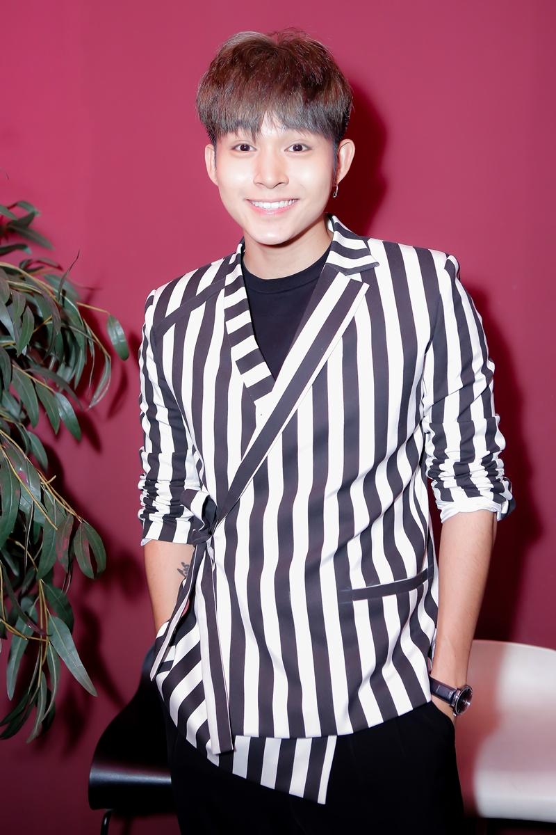 Jun Phạm nhảy 'Shake the Rhythm' -1