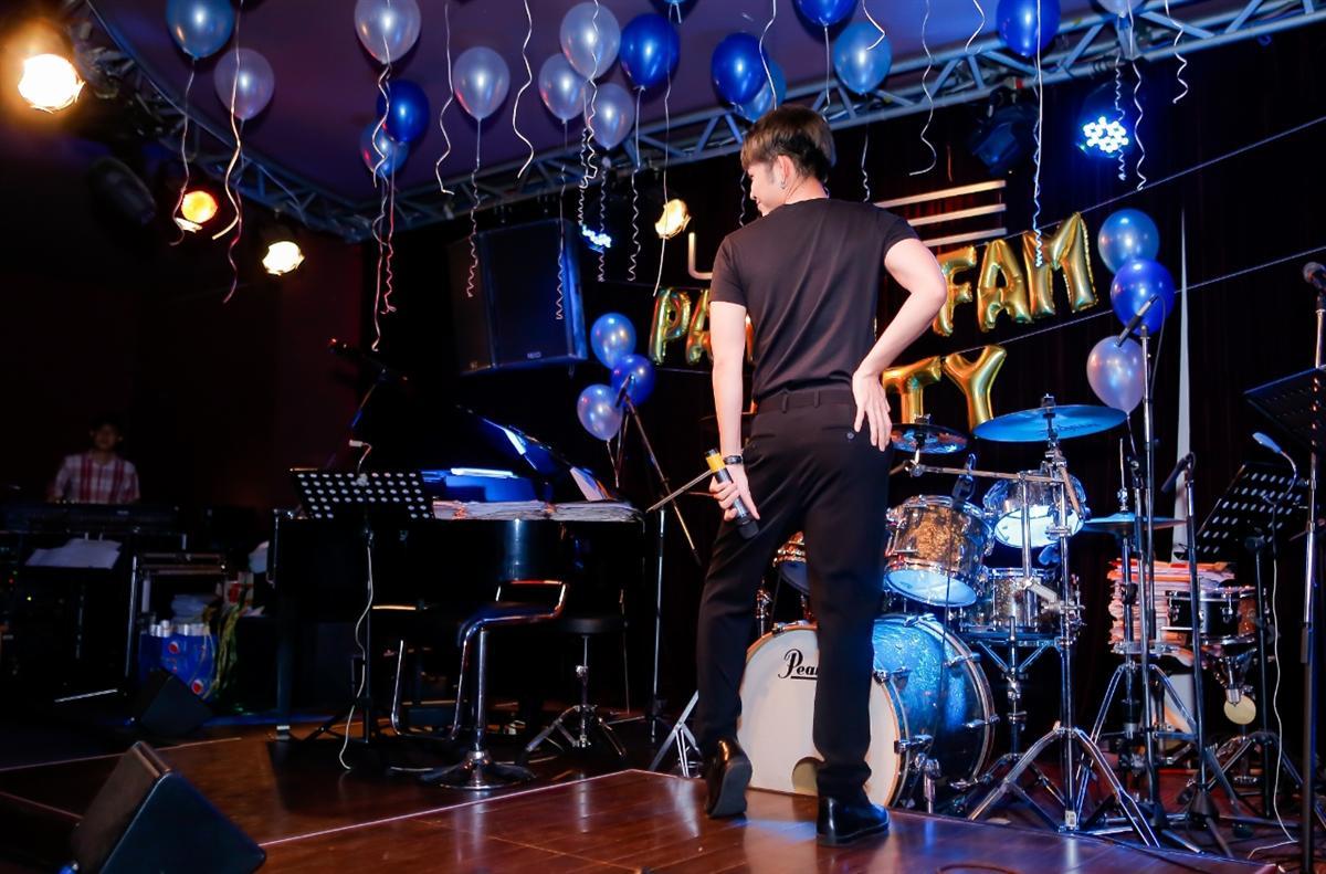 Jun Phạm nhảy 'Shake the Rhythm' -7