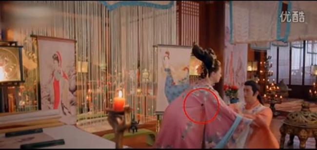 nhat duoc ca ro san ngo ngan trong nhung canh phim nguoi lon hinh anh 8