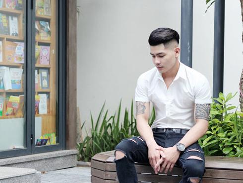 Thầy giáo dạy Vật lý điển trai trải lòng về những hình xăm trên cơ thể