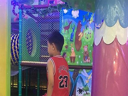 Cậu bé 8 tuổi viết thư cầu xin sếp cho bố nghỉ vài ngày