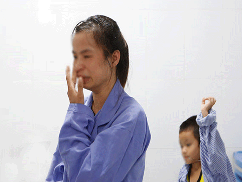Vụ trẻ bị sùi mào gà ở Hưng Yên: ‘Các cháu quấy khóc, la hét nhiều vì đau buốt bộ phận sinh dục'