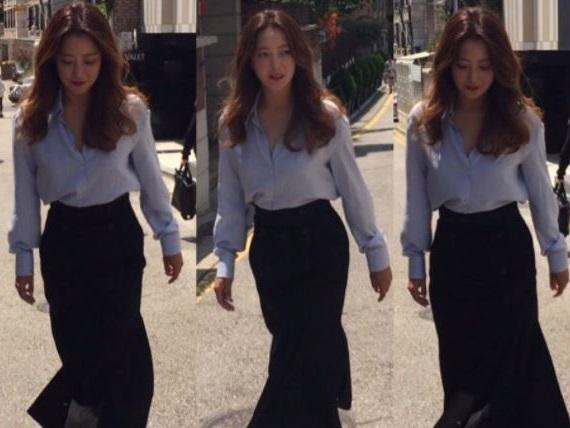 Sao Hàn 28/7: Kim Woo Bin khỏe mạnh sau đợt điều trị ung thư đầu tiên-10