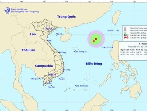 Áp thấp nhiệt đới đang mạnh dần trên biển Đông