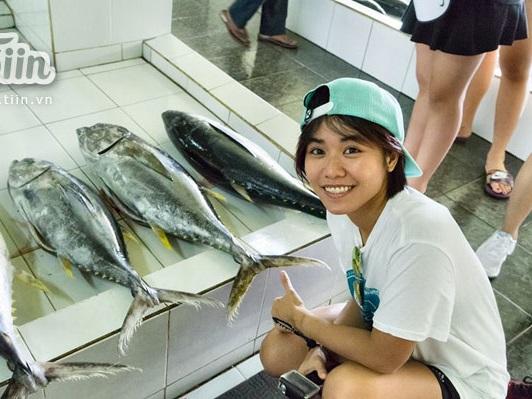 Chi 250 triệu đến 'thiên đường biển' Maldives ăn toàn cà-ri, 9X bị 'ném đá' vì viết review 'chê lên xuống'