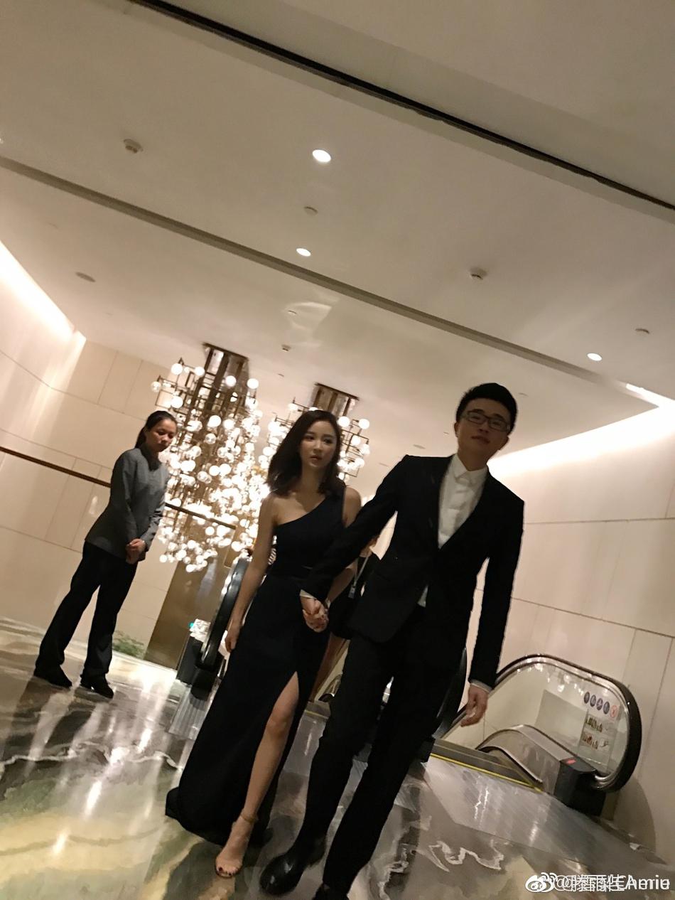 Lễ đính hôn lộng lẫy của bạn gái cũ thiếu gia giàu nhất Trung Quốc-5