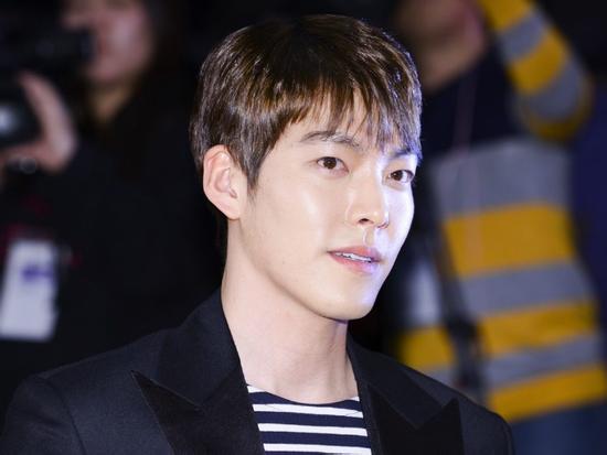 Sao Hàn 28/7: Kim Woo Bin khỏe mạnh sau đợt điều trị ung thư đầu tiên