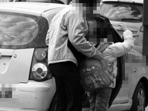 Con bắt taxi đi chơi, bố trình báo bị bắt cóc