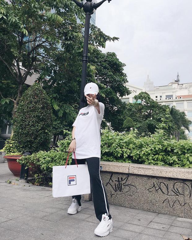 Giới trẻ châu Á người người nhà nhà đang diện T-shirt và sneaker Fila chất phát ngất ra sao?-8