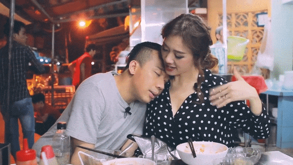 Hari won xấu hổ khi lỡ lời ví đồng nghiệp ngửi đồ ăn như... chó-4