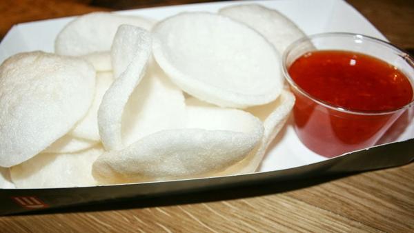 Không cần dầu mỡ, xoong nồi vẫn làm được phồng tôm trong 'nháy mắt'-2