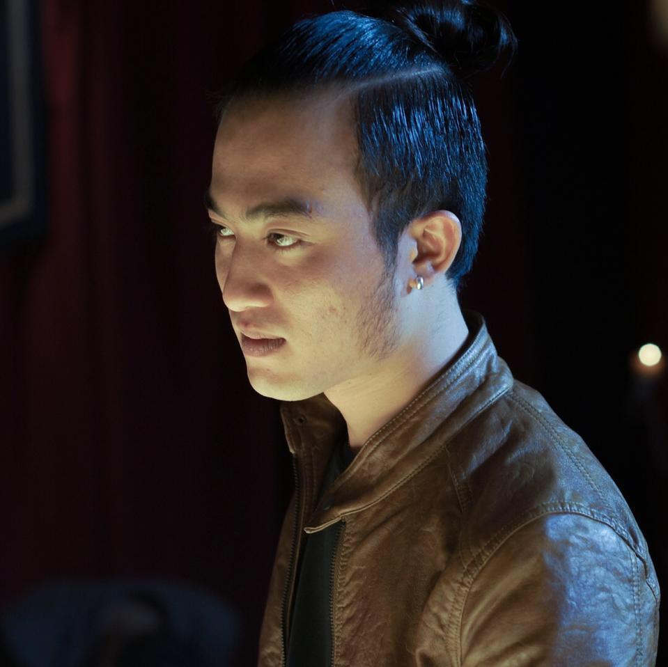 Vẻ lãng tử đời thường của Trần Tú - con nuôi Phan Quân 'Người phán xử'-1