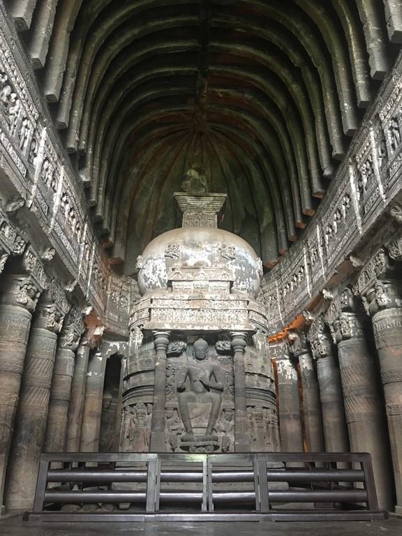 Hang đá kể câu chuyện nghìn năm giữa rừng xanh Ấn Độ-8