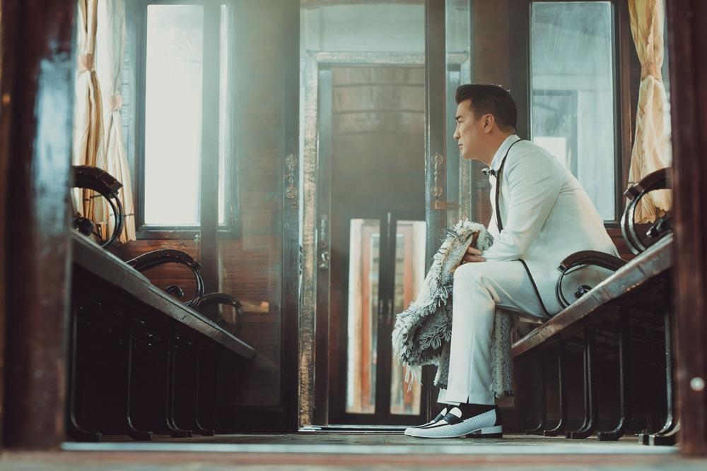 Đàm Vĩnh Hưng kể chuyện cả đời bị phụ tình trong MV 'Thương hận'-1