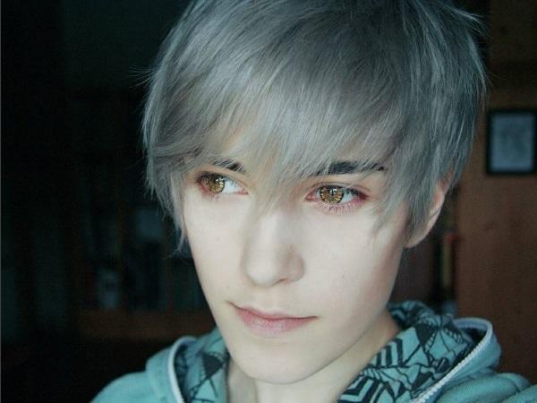 Chàng trai kiếm tiền giúp bạn gái chuyển giới gây sốc-8