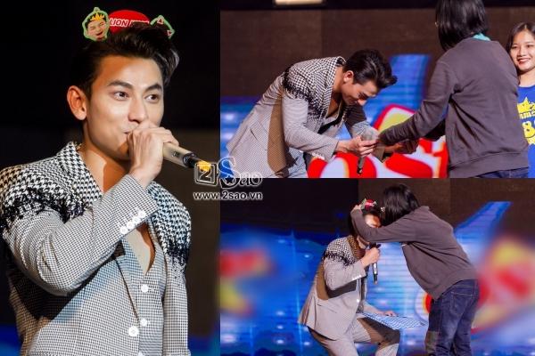 'Nam thần' Isaac kể về mối tình đầu học lớp 5 với lớp trưởng xinh đẹp-3