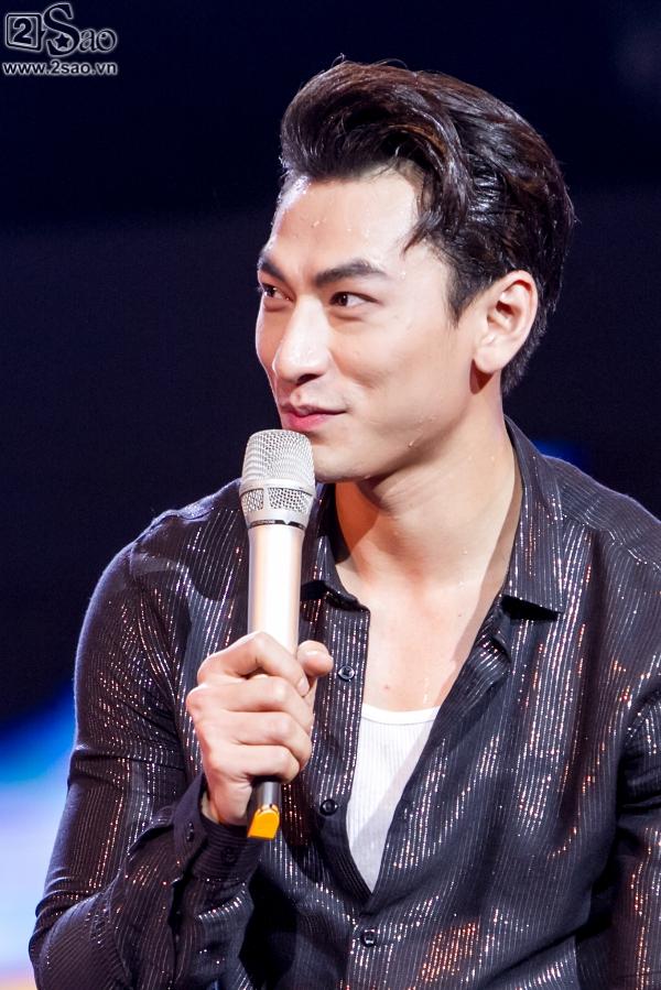 'Nam thần' Isaac kể về mối tình đầu học lớp 5 với lớp trưởng xinh đẹp-4