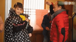 Hậu trường hài hước hé lộ 'bậc thầy' diễn sâu trong phim Hoa ngữ-8