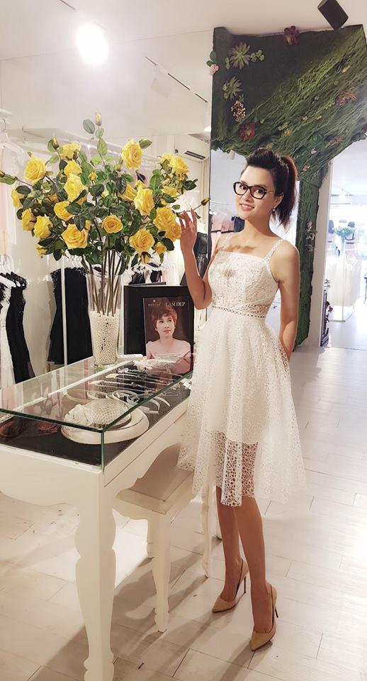 Tin sao Việt 30/7: Nhã Phương xuất hiện rạng rỡ sau tin đồn chia tay Trường Giang-11