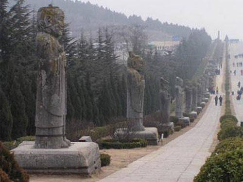 Những điều kỳ lạ chưa có lời giải ở lăng mộ Võ Tắc Thiên-2