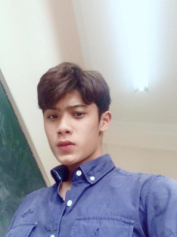 10X điển trai với cơ bụng 6 múi được xin link Facebook nhiều nhất hôm nay-4