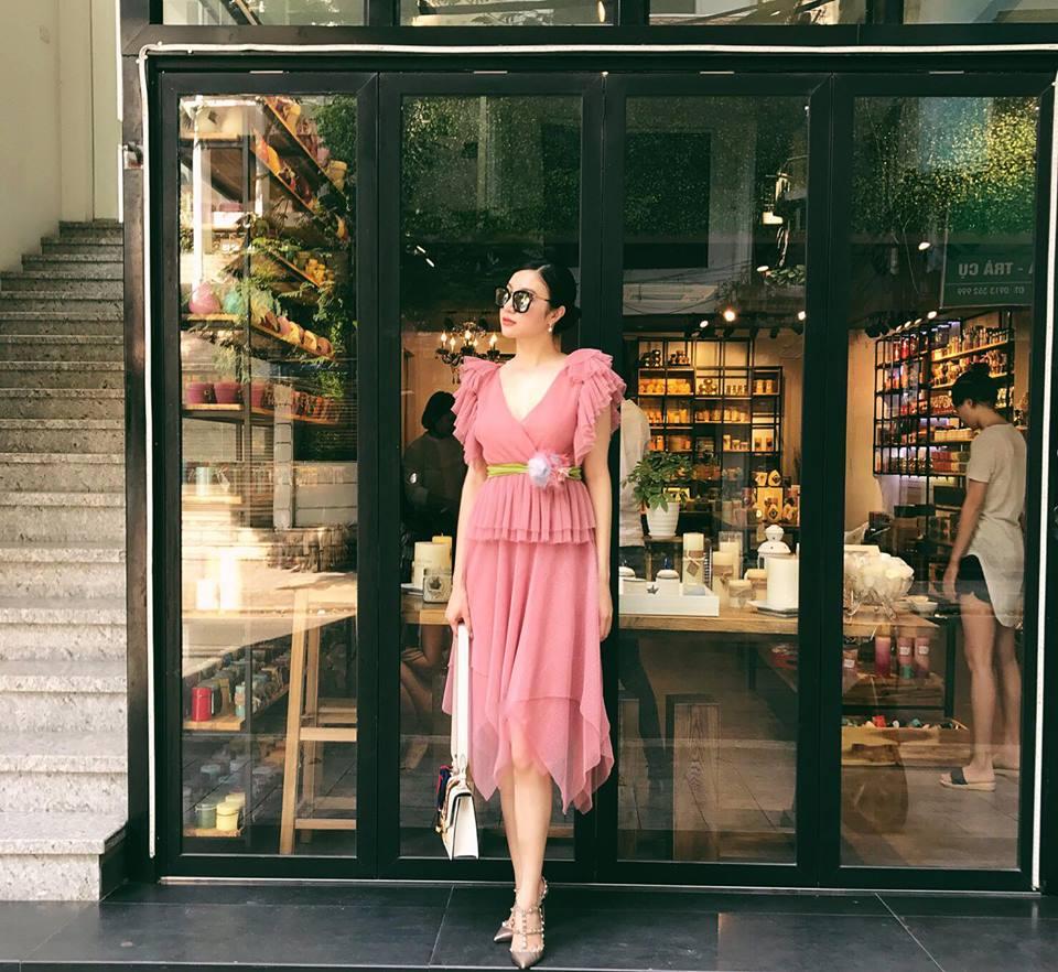 Hot girl - hot boy Việt 31/7: SunHt khoe sở thích mặc quần áo của người yêu-4