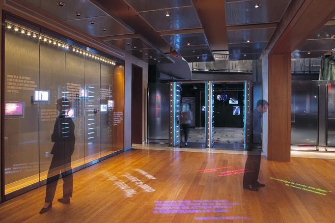 Trò chơi cân não và xe của James Bond ở bảo tàng gián điệp Mỹ-2