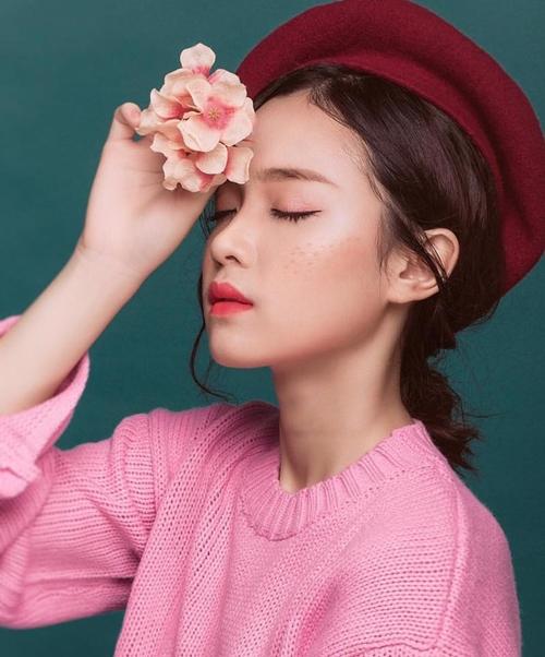 Nhan sắc đẹp không tỳ vết của cô nàng hot girl 10X xứ Nghệ được cư dân mạng săn lùng-6