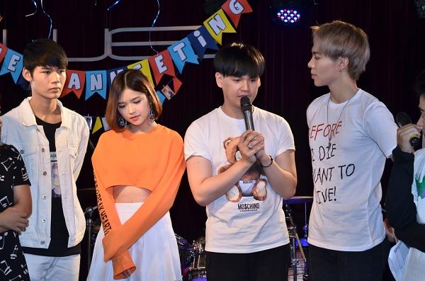 Bất ngờ vì bố Erik hát 'Sau tất cả' ngọt không kém con trai-6