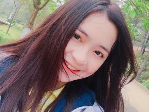 Nhan sắc đẹp không tỳ vết của cô nàng hot girl 10X xứ Nghệ được cư dân mạng săn lùng