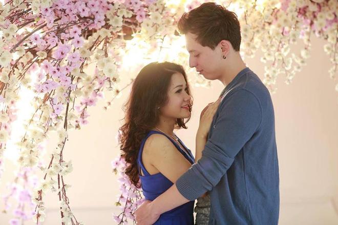 Cô gái Việt được chàng con lai 3 dòng máu cầu hôn bằng nhẫn kim cương và sống hạnh phúc không cần đám cưới-3