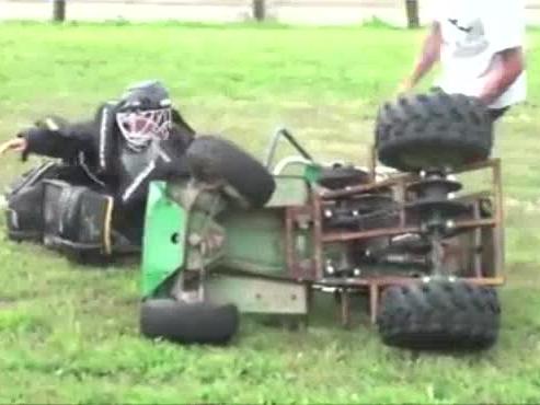 Khiêng quan tài, nhảy tưng bừng 'mừng' đám ma ở châu Phi-2