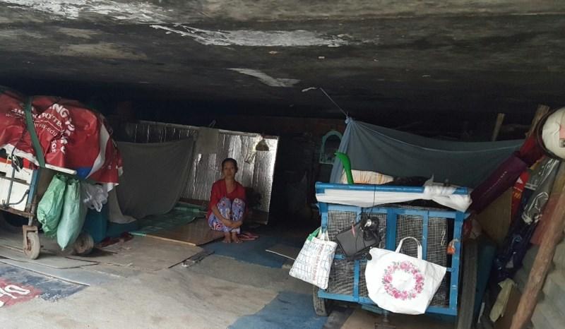 Những phận người hiu hắt dưới gầm cầu-1