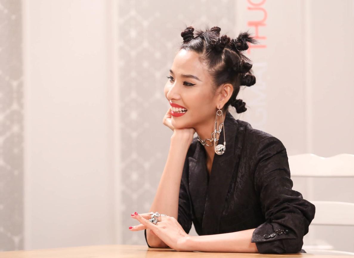 Cùng một kiểu tóc nhái Rihanna: Tóc Tiên đẹp cá tính - Hoàng Thùy lại 'cạn lời'-8