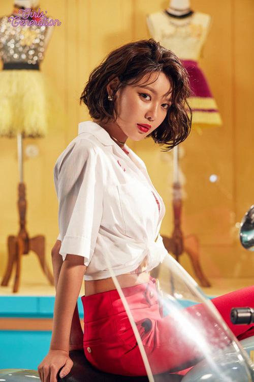 Sooyoung đẹp hút hồn nhá hàng cho album 10 năm của SNSD-1