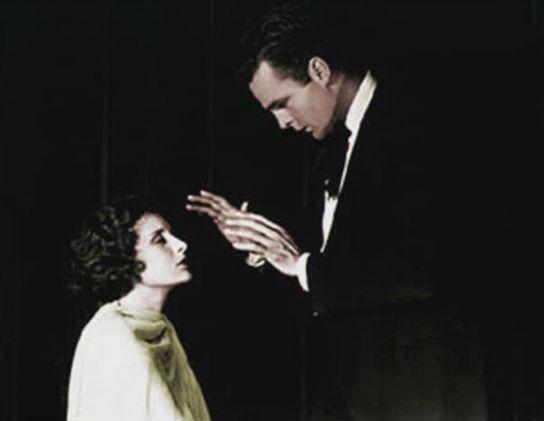 Bạn sẽ dễ bị kẻ xấu thôi miên nếu rơi vào những trường hợp này-2